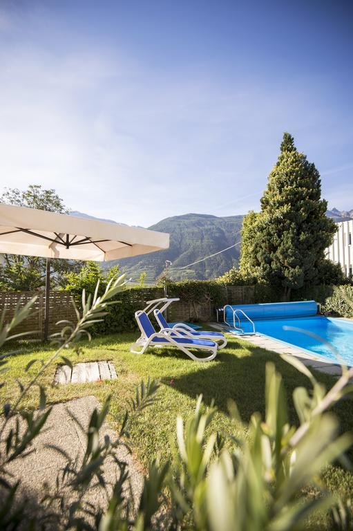 Sonnenberg Hotel Silandro Bagian luar foto