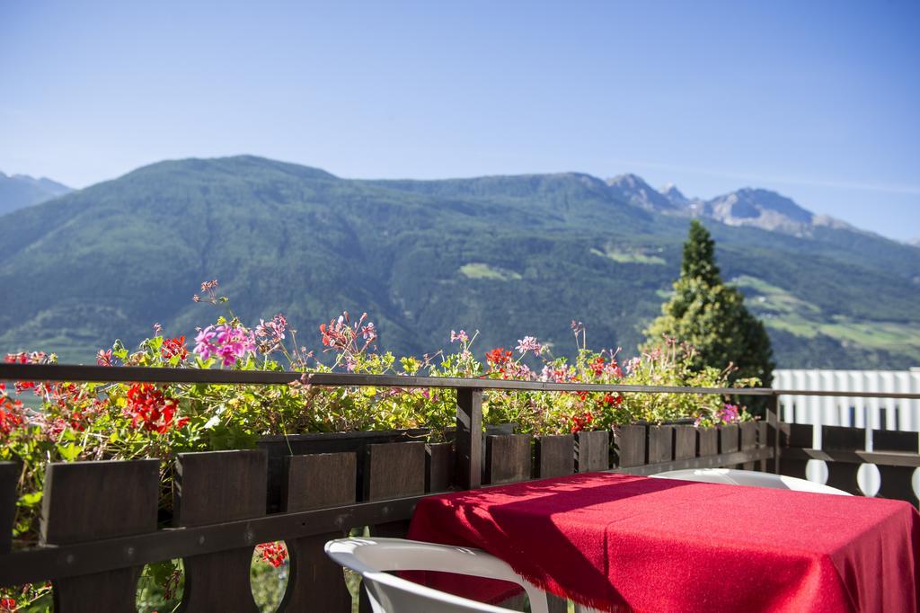 Sonnenberg Hotel Silandro Ruang foto