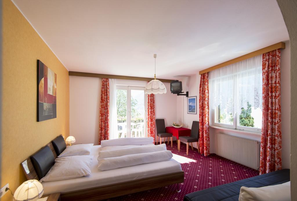 Sonnenberg Hotel Silandro Ruang foto